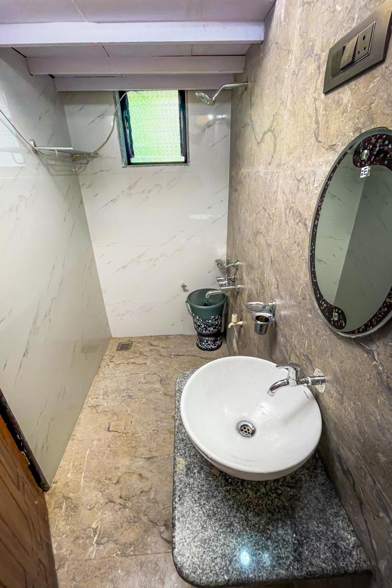 Bbn Serviced Apartment Calangute Bilik gambar