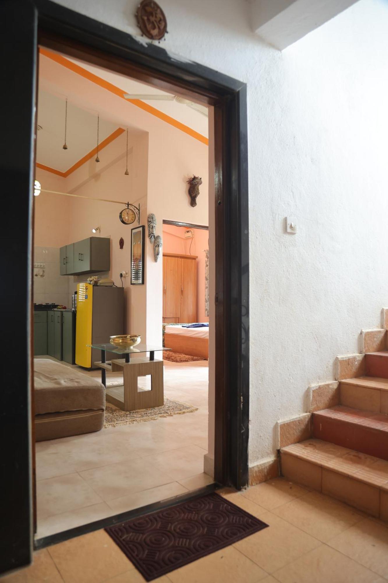 Bbn Serviced Apartment Calangute Bilik gambar
